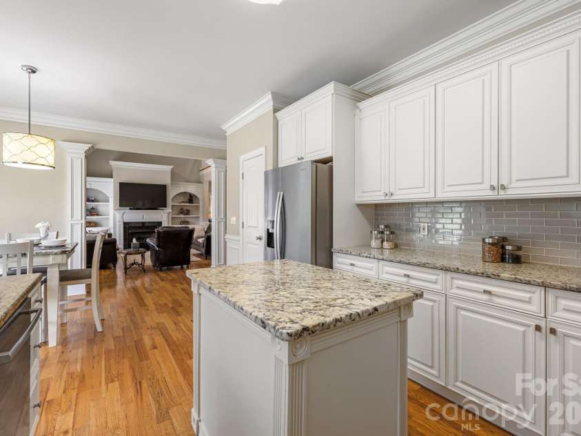 527 Hallman Drive, Rock Hill, SC 29732.  MLS# CAR4401140, YatesRealty ID 36719. 