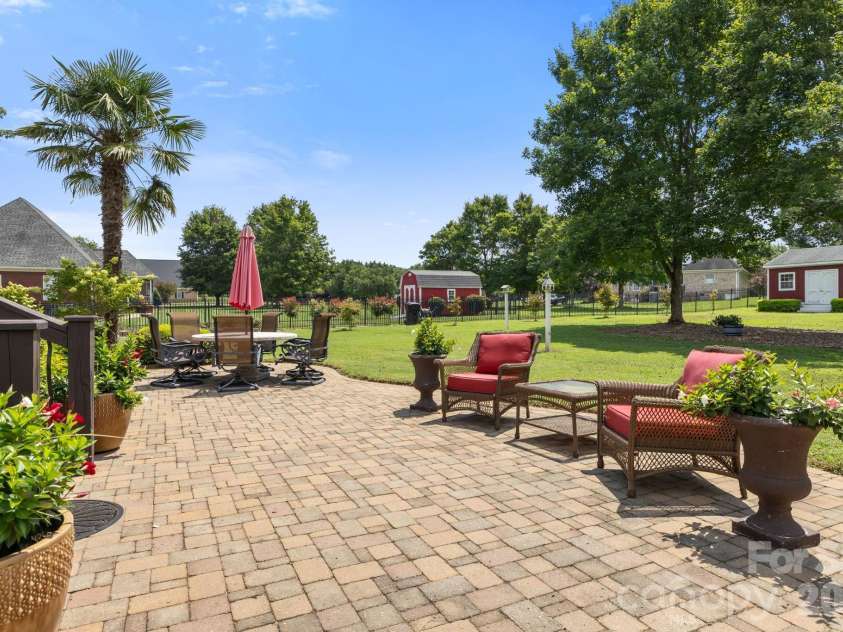 527 Hallman Drive, Rock Hill, SC 29732.  MLS# CAR4401140, YatesRealty ID 36719. 