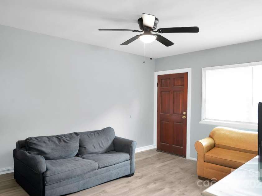 2701 Watson Drive, Charlotte, NC 28208.  MLS# CAR4303278, YatesRealty ID 3672. Unit 2