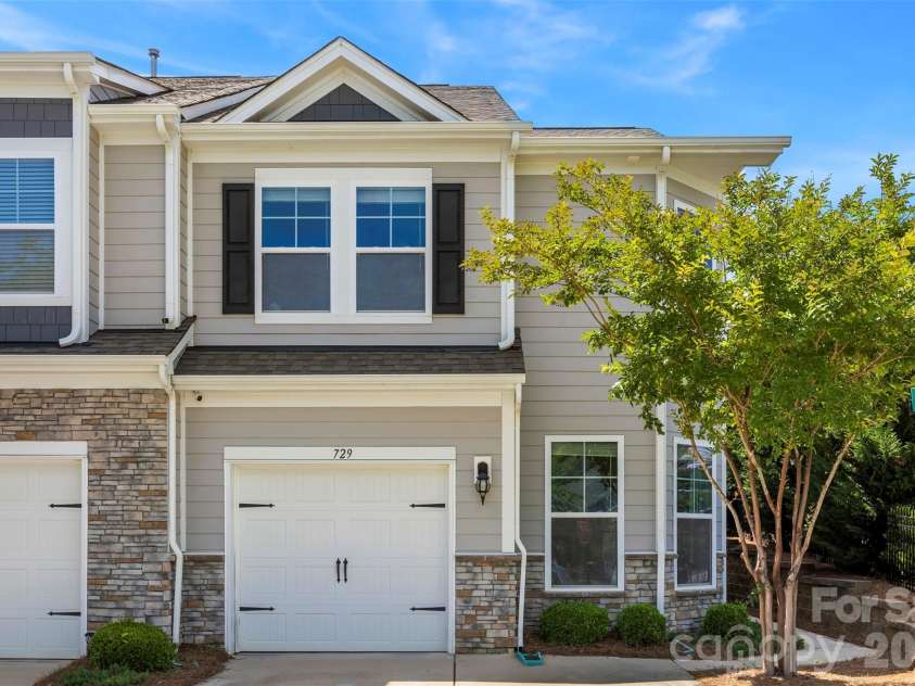 729 Little Bluestem Drive, Clover, SC 29710.  MLS# CAR4379392, YatesRealty ID 36721. 