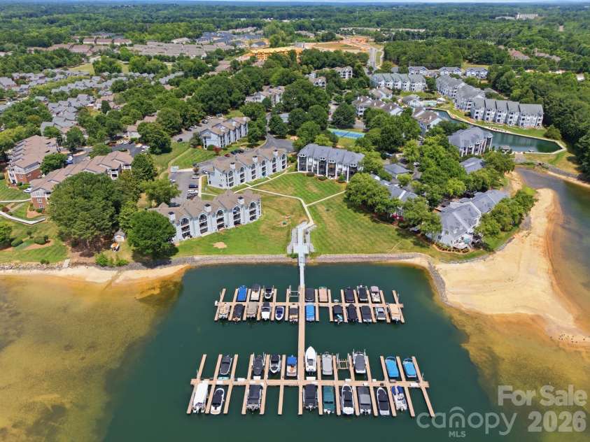 18817 Nautical Drive, Cornelius, NC 28031.  MLS# CAR4395869, YatesRealty ID 36724. 