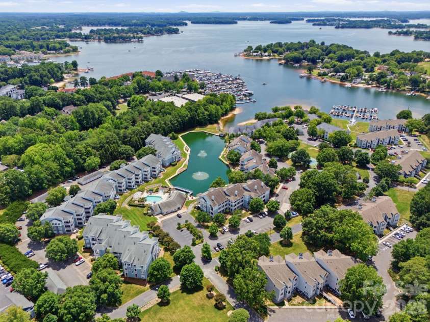 18817 Nautical Drive, Cornelius, NC 28031.  MLS# CAR4395869, YatesRealty ID 36724. 