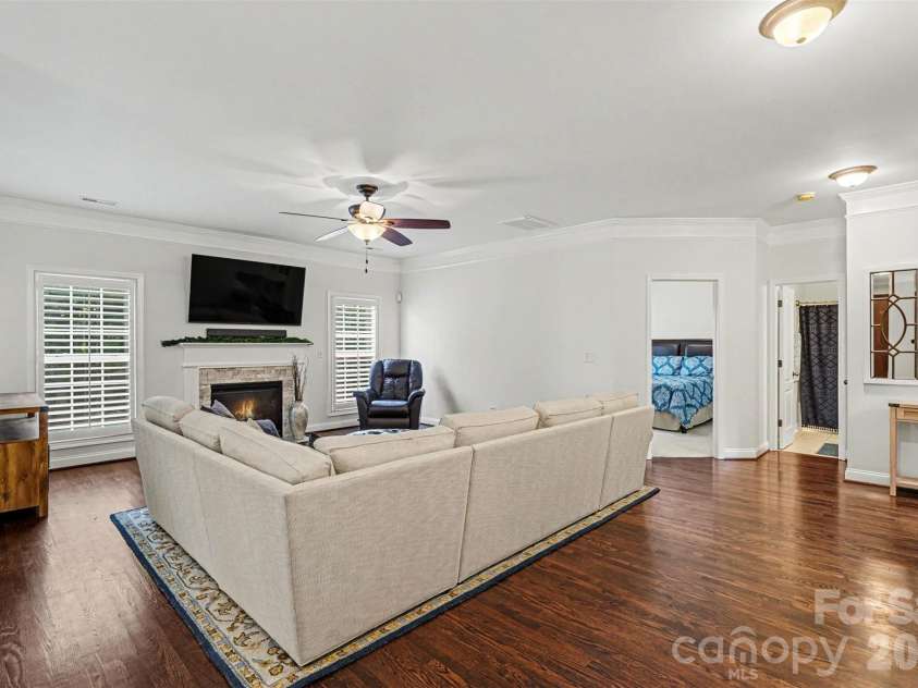 5621 Turkey Oak Drive, Mint Hill, NC 28227.  MLS# CAR4395917, YatesRealty ID 36725. 