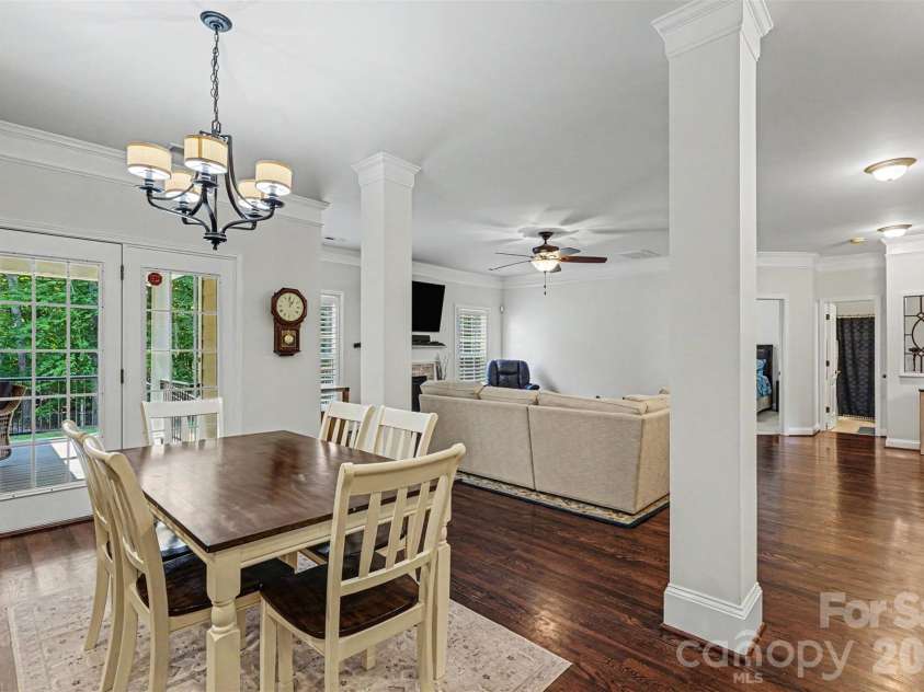 5621 Turkey Oak Drive, Mint Hill, NC 28227.  MLS# CAR4395917, YatesRealty ID 36725. 