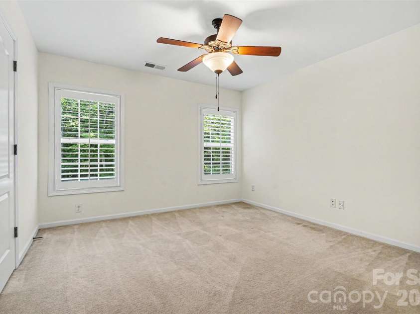 5621 Turkey Oak Drive, Mint Hill, NC 28227.  MLS# CAR4395917, YatesRealty ID 36725. 