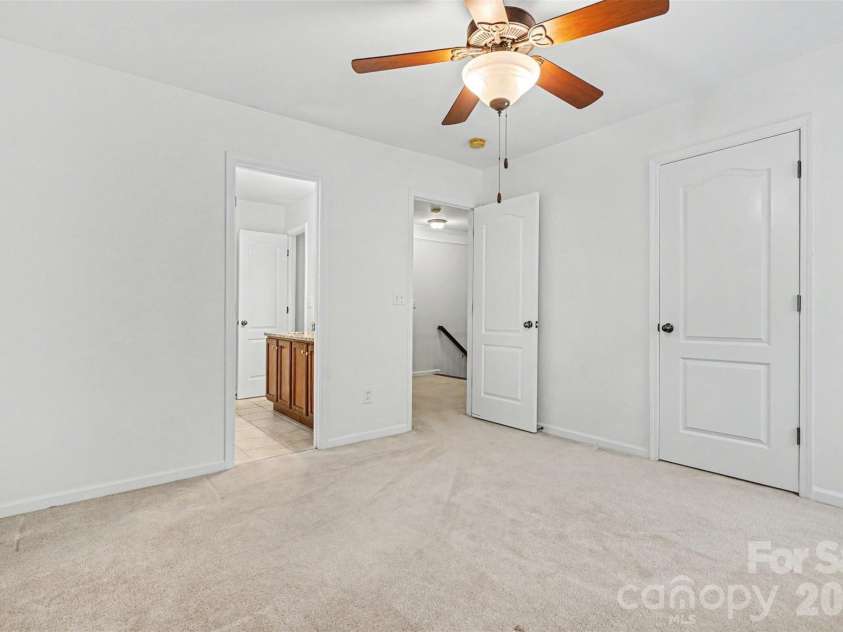 5621 Turkey Oak Drive, Mint Hill, NC 28227.  MLS# CAR4395917, YatesRealty ID 36725. 