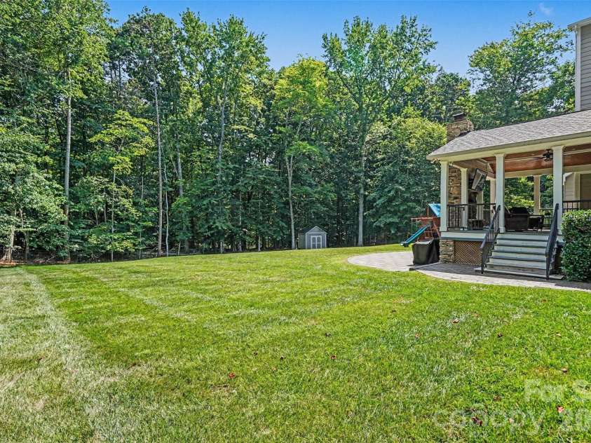 5621 Turkey Oak Drive, Mint Hill, NC 28227.  MLS# CAR4395917, YatesRealty ID 36725. 