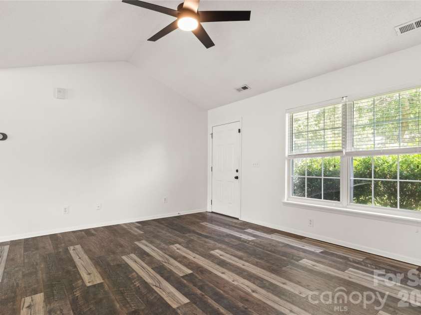 1737 Rosewell Drive, Rock Hill, SC 29732.  MLS# CAR4394497, YatesRealty ID 36726. 