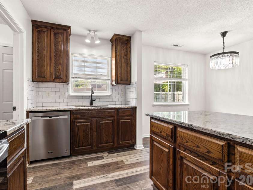 1737 Rosewell Drive, Rock Hill, SC 29732.  MLS# CAR4394497, YatesRealty ID 36726. 