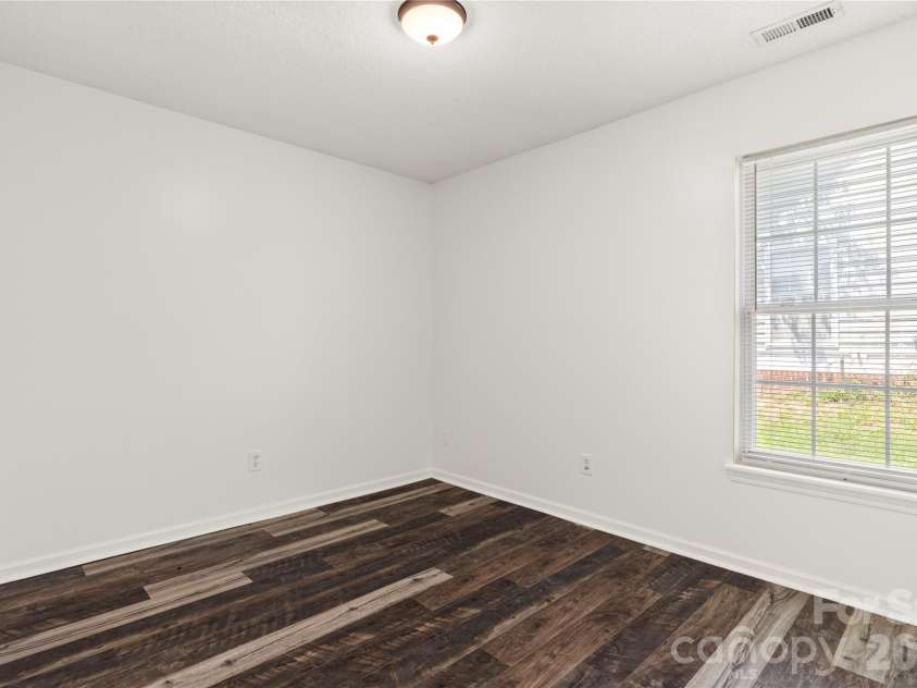 1737 Rosewell Drive, Rock Hill, SC 29732.  MLS# CAR4394497, YatesRealty ID 36726. 