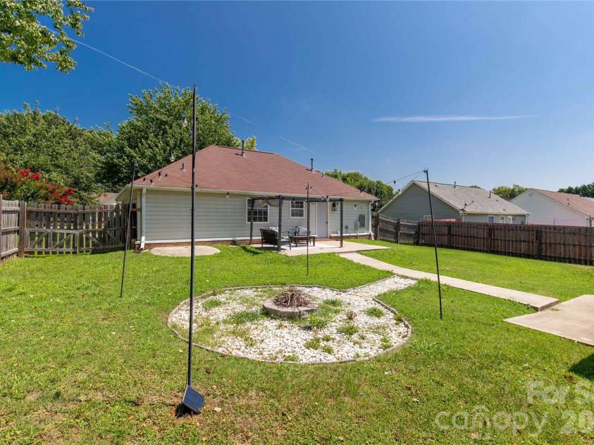 1737 Rosewell Drive, Rock Hill, SC 29732.  MLS# CAR4394497, YatesRealty ID 36726. 