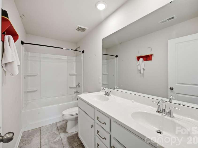 149 Rooster Tail Lane, Troutman, NC 28166.  MLS# CAR4393649, YatesRealty ID 36728. 