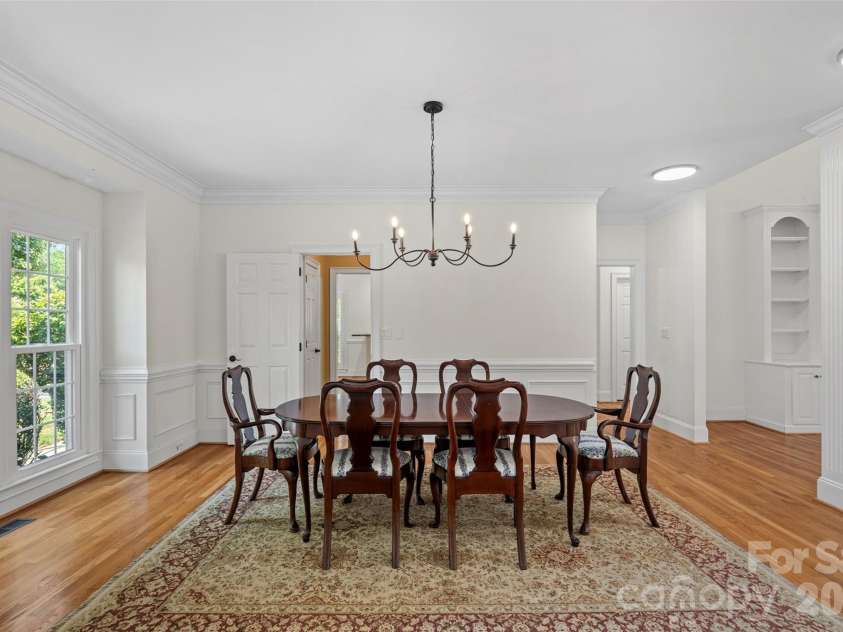 19322 River Falls Drive, Davidson, NC 28036.  MLS# CAR4400666, YatesRealty ID 36729. Dining Area