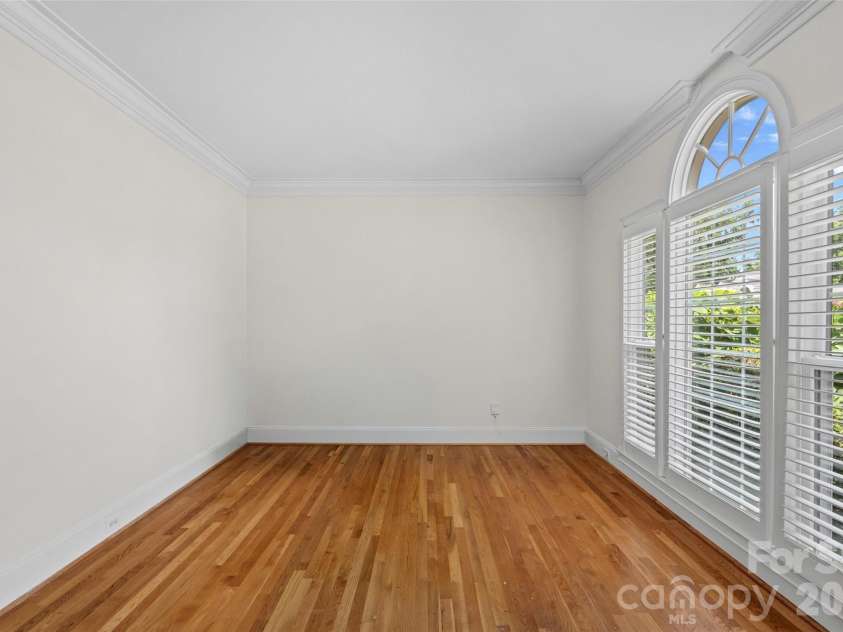 19322 River Falls Drive, Davidson, NC 28036.  MLS# CAR4400666, YatesRealty ID 36729. Office