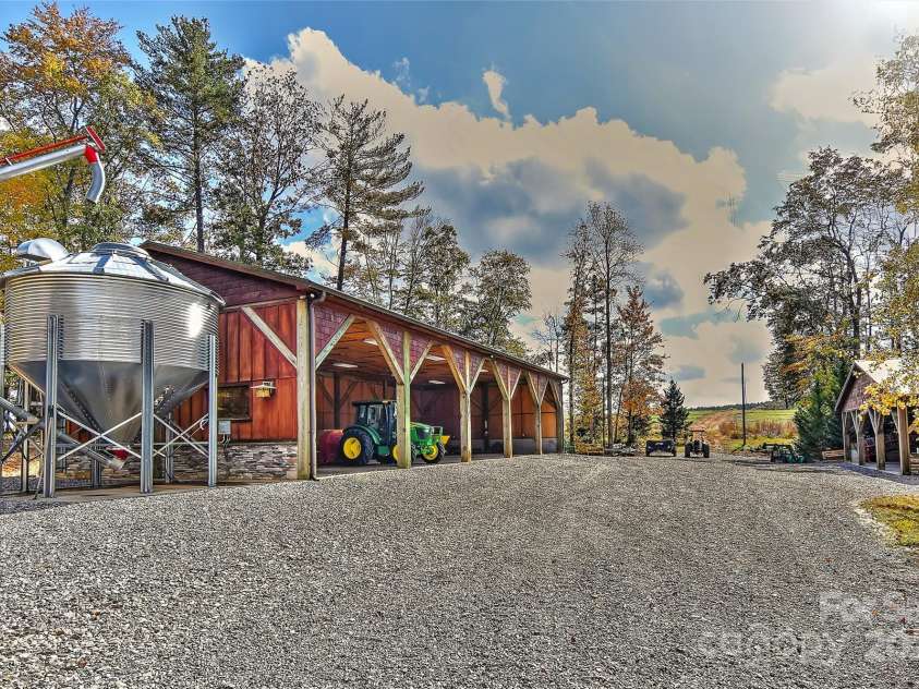 153 Badenyon Place, Union Grove, NC 28689.  MLS# CAR4229151, YatesRealty ID 3673. 