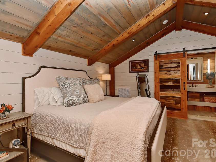 153 Badenyon Place, Union Grove, NC 28689.  MLS# CAR4229151, YatesRealty ID 3673. 