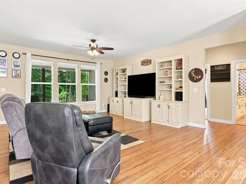 4643 Old Hickory Road, Lancaster, SC 29720.  MLS# CAR4402297, YatesRealty ID 36731. 