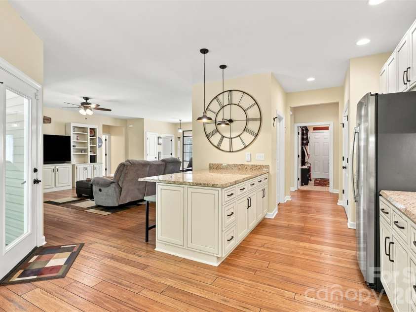4643 Old Hickory Road, Lancaster, SC 29720.  MLS# CAR4402297, YatesRealty ID 36731. 