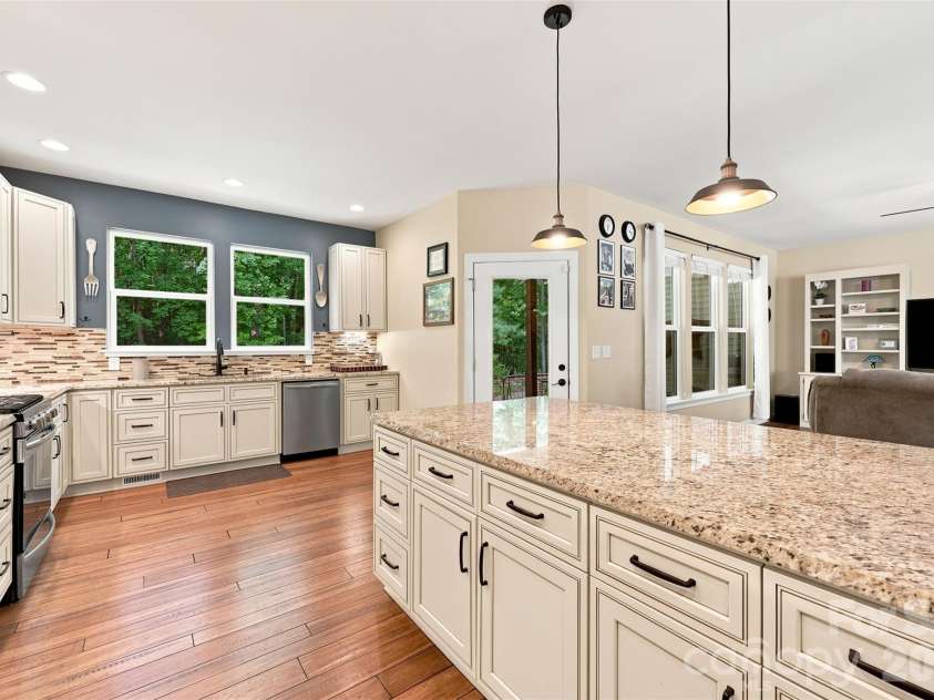 4643 Old Hickory Road, Lancaster, SC 29720.  MLS# CAR4402297, YatesRealty ID 36731. 