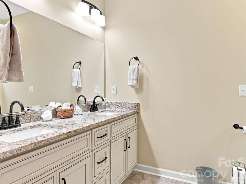 4643 Old Hickory Road, Lancaster, SC 29720.  MLS# CAR4402297, YatesRealty ID 36731. 