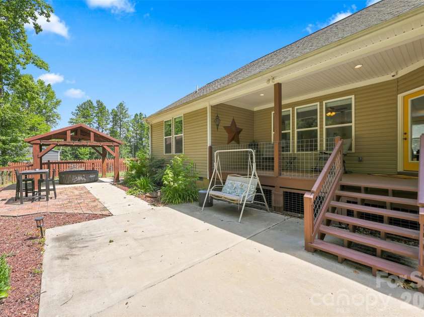 4643 Old Hickory Road, Lancaster, SC 29720.  MLS# CAR4402297, YatesRealty ID 36731. 