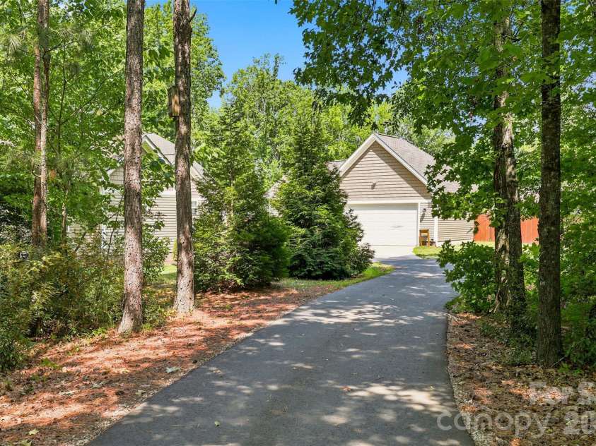 4643 Old Hickory Road, Lancaster, SC 29720.  MLS# CAR4402297, YatesRealty ID 36731. 