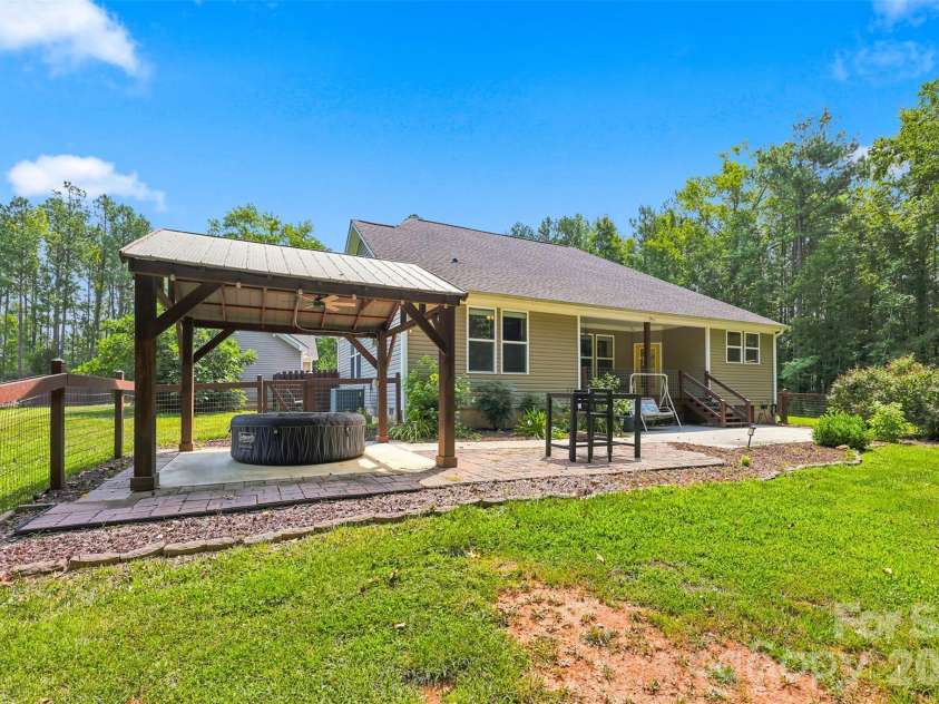 4643 Old Hickory Road, Lancaster, SC 29720.  MLS# CAR4402297, YatesRealty ID 36731. 