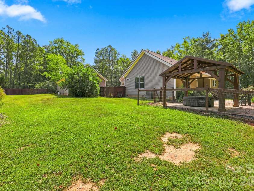 4643 Old Hickory Road, Lancaster, SC 29720.  MLS# CAR4402297, YatesRealty ID 36731. 