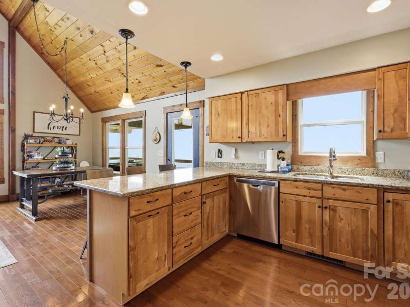 946, 140, 83 Honeysuckle Ridge, Almond, NC 28702.  MLS# CAR4398161, YatesRealty ID 36732. 140 Honeysuckle