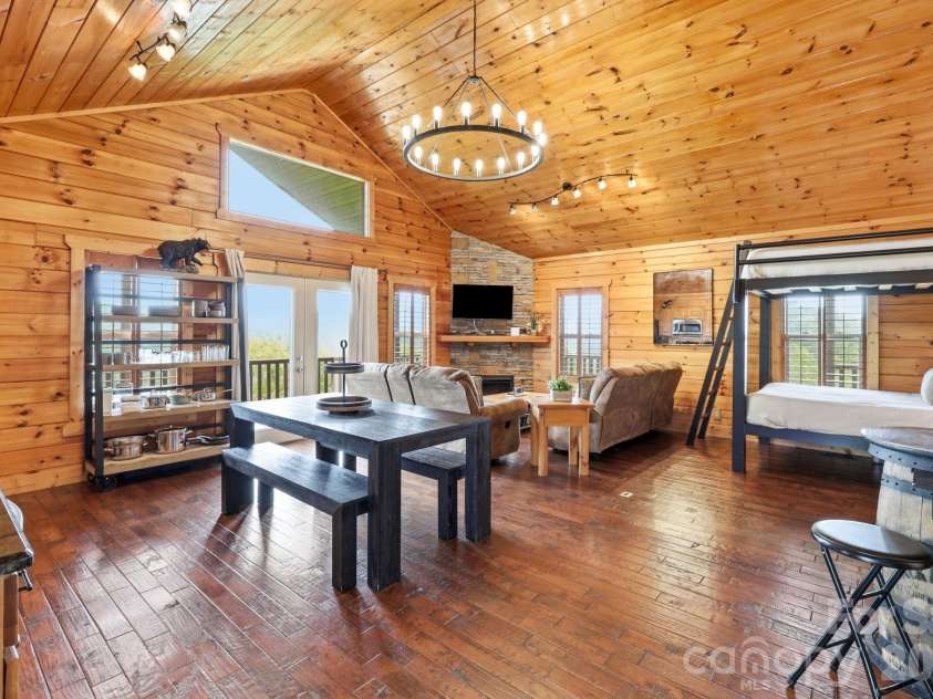 946, 140, 83 Honeysuckle Ridge, Almond, NC 28702.  MLS# CAR4398161, YatesRealty ID 36732. 946 Honeysuckle