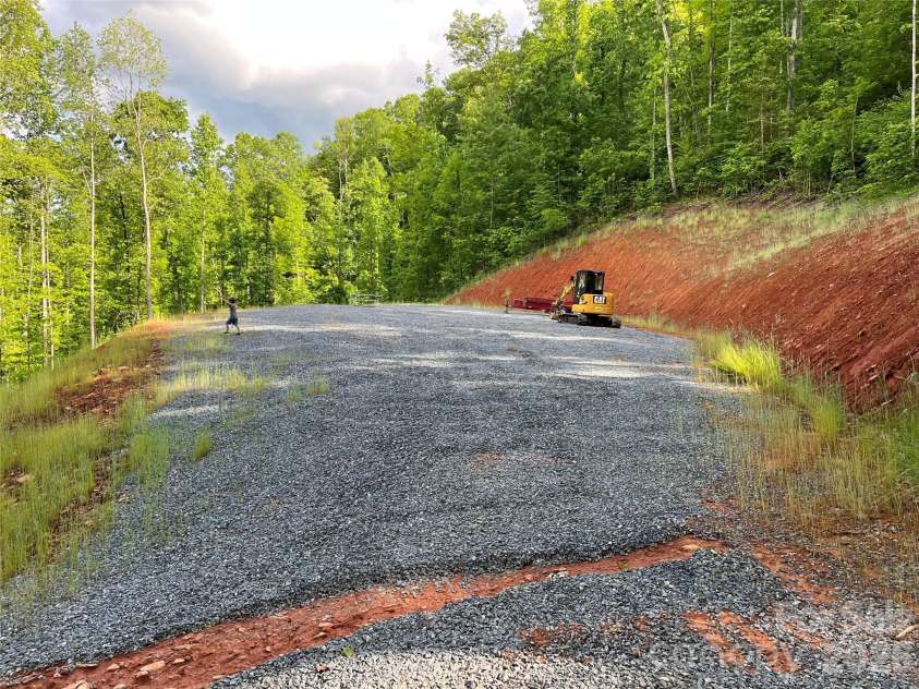 946, 140, 83 Honeysuckle Ridge, Almond, NC 28702.  MLS# CAR4398161, YatesRealty ID 36732. Potential future development