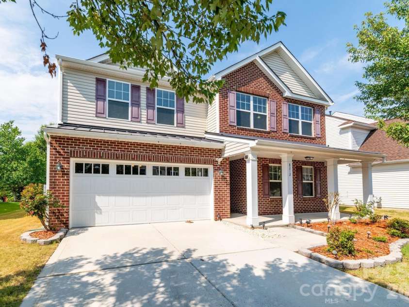 8212 Ruby Valley Road, Charlotte, NC 28277.  MLS# CAR4400467, YatesRealty ID 36734. 