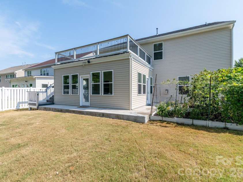 8212 Ruby Valley Road, Charlotte, NC 28277.  MLS# CAR4400467, YatesRealty ID 36734. 