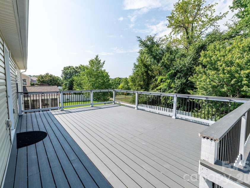 8212 Ruby Valley Road, Charlotte, NC 28277.  MLS# CAR4400467, YatesRealty ID 36734. 