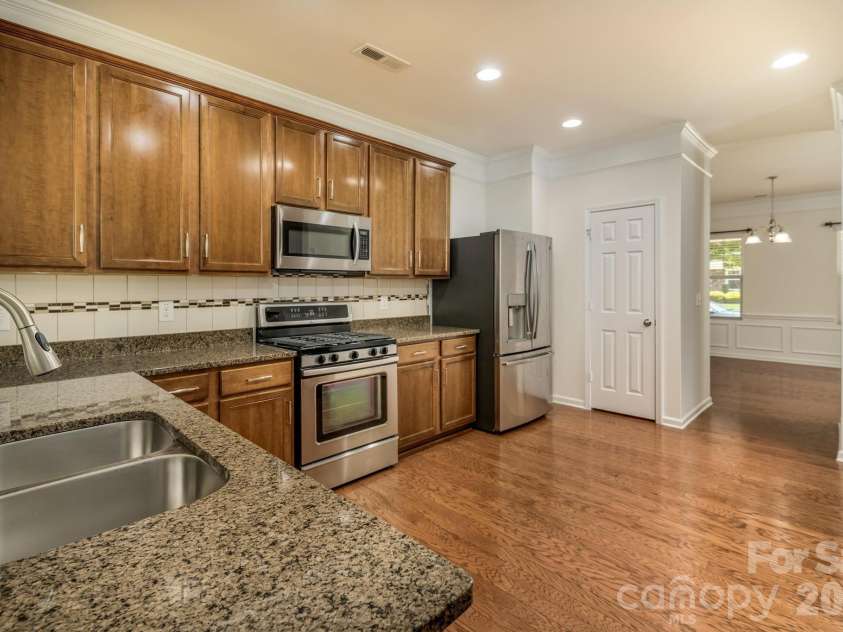 8212 Ruby Valley Road, Charlotte, NC 28277.  MLS# CAR4400467, YatesRealty ID 36734. 