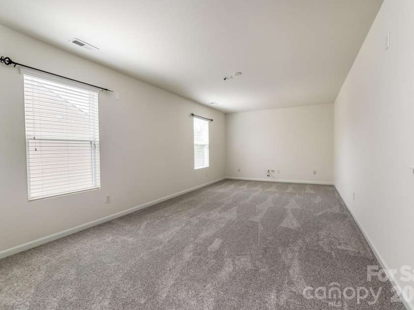 8212 Ruby Valley Road, Charlotte, NC 28277.  MLS# CAR4400467, YatesRealty ID 36734. Loft