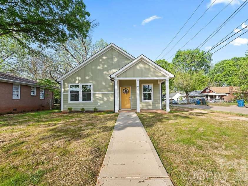 1102 Horah Street, Salisbury, NC 28144.  MLS# CAR4417914, YatesRealty ID 36735. 