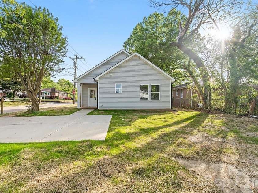 1102 Horah Street, Salisbury, NC 28144.  MLS# CAR4417914, YatesRealty ID 36735. 