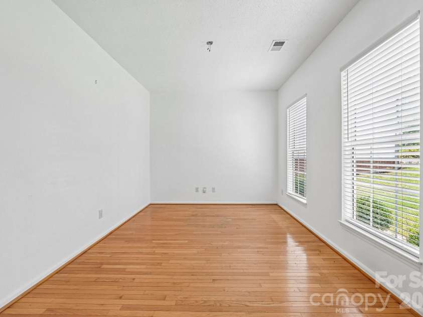12119 Meadow Post Lane, Charlotte, NC 28269.  MLS# CAR4400578, YatesRealty ID 36736. 