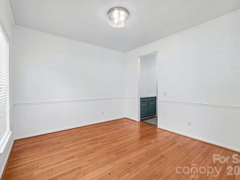 12119 Meadow Post Lane, Charlotte, NC 28269.  MLS# CAR4400578, YatesRealty ID 36736. 