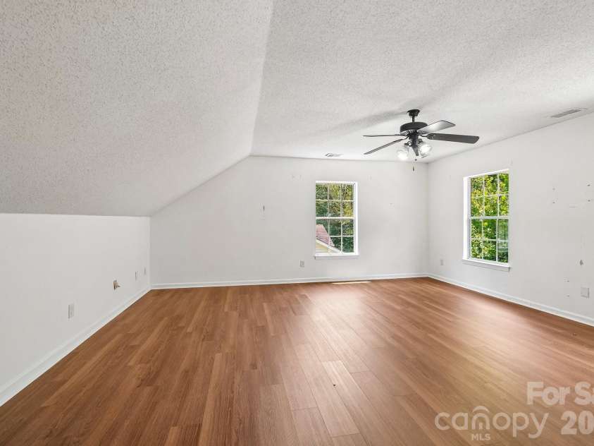 12119 Meadow Post Lane, Charlotte, NC 28269.  MLS# CAR4400578, YatesRealty ID 36736. 