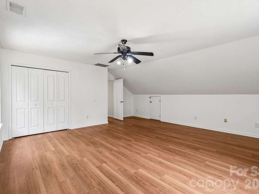12119 Meadow Post Lane, Charlotte, NC 28269.  MLS# CAR4400578, YatesRealty ID 36736. 