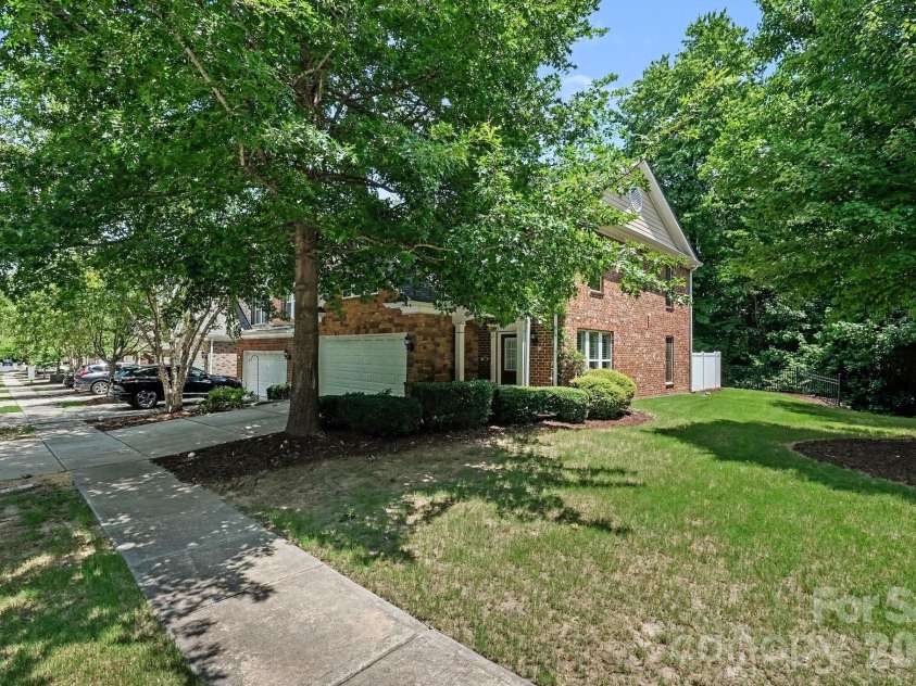 16247 Annahill Court, Charlotte, NC 28277.  MLS# CAR4397007, YatesRealty ID 36737. 