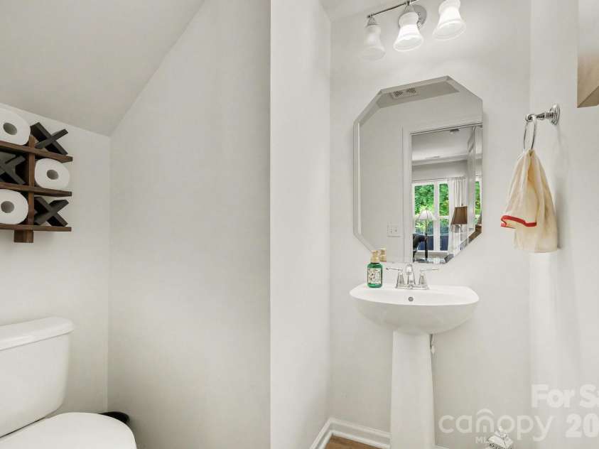 16247 Annahill Court, Charlotte, NC 28277.  MLS# CAR4397007, YatesRealty ID 36737. 
