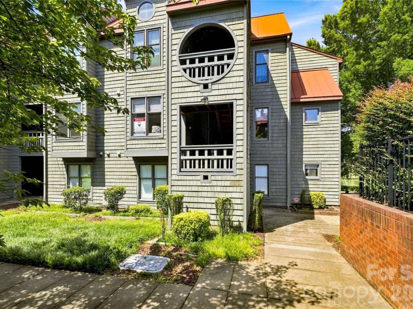 9031 J M Keynes Drive, Charlotte, NC 28262.  MLS# CAR4406099, YatesRealty ID 36738. 