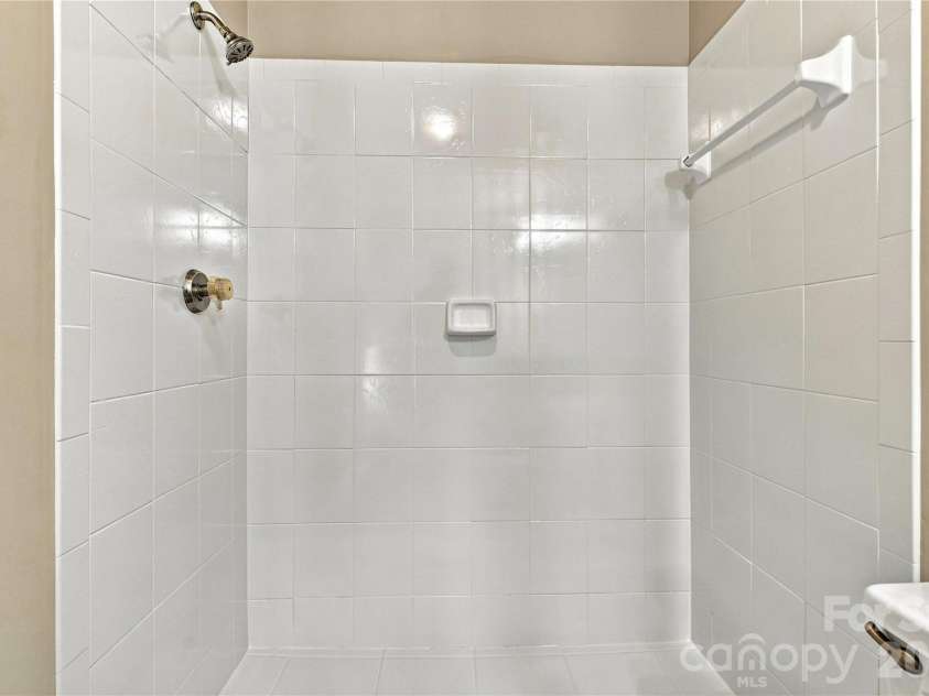 9031 J M Keynes Drive, Charlotte, NC 28262.  MLS# CAR4406099, YatesRealty ID 36738. Full bathroom