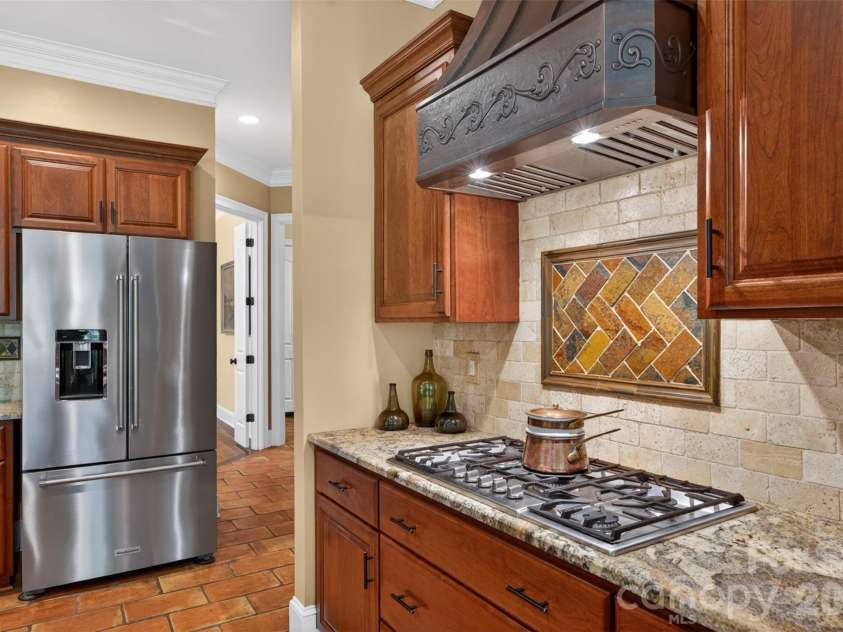 5138 Watermead Lane, Belmont, NC 28012.  MLS# CAR4382710, YatesRealty ID 36739. 