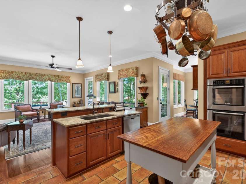 5138 Watermead Lane, Belmont, NC 28012.  MLS# CAR4382710, YatesRealty ID 36739. 