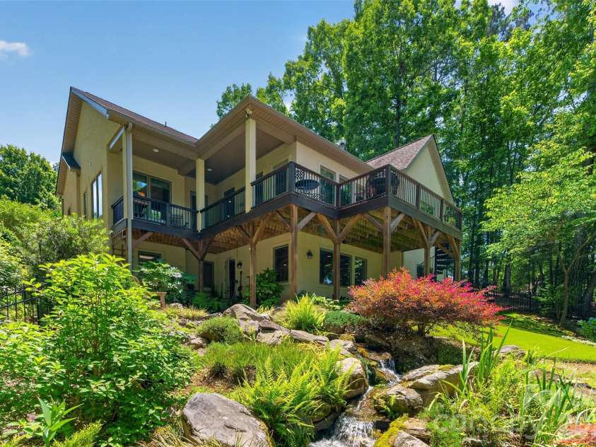 5138 Watermead Lane, Belmont, NC 28012.  MLS# CAR4382710, YatesRealty ID 36739. 