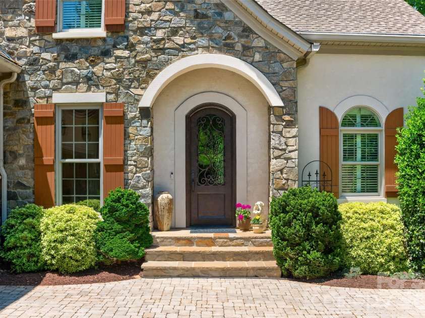 5138 Watermead Lane, Belmont, NC 28012.  MLS# CAR4382710, YatesRealty ID 36739. Main Entrance